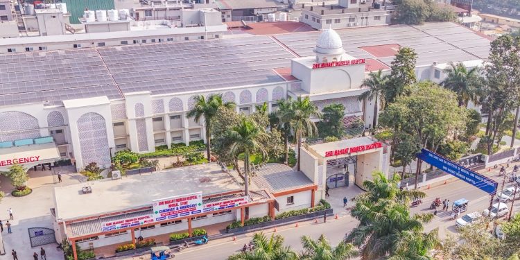 श्री महंत इन्दिरेश अस्पताल में गोल्डन कार्ड की सेवाएं जारी हैं