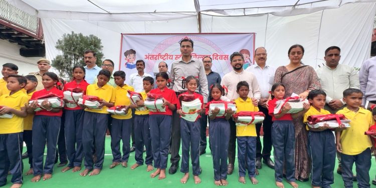 गुड न्यूज: मा0 मुख्यमंत्री के मार्गदर्शन, जिला प्रशासन के सतत् प्रयास, शिक्षा की धारा में लौटते बच्चे