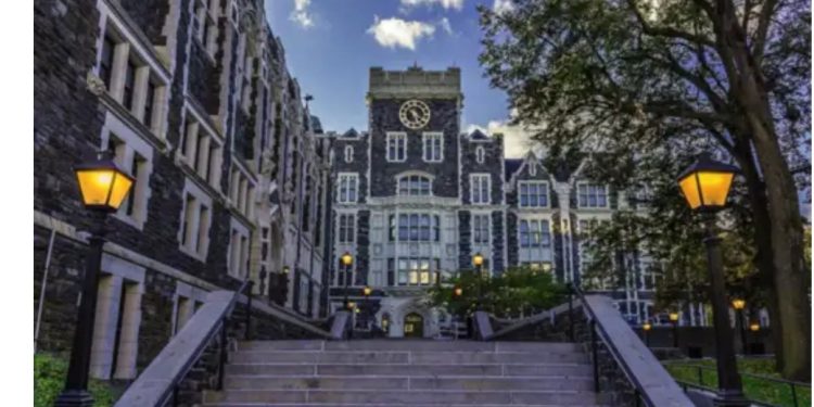 गुड न्यूज: अमेरिका की 5 ऐसी यूनिवर्सिटीज, जहां पढ़ने के लिए मिलता है पैसा! देखें लिस्ट