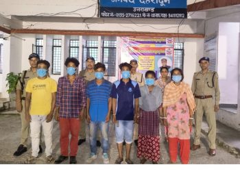 गोपनीय सूचना पर बड़ी कार्रवाई: देहरादून के क्लेमेंटाउन से 5 बांग्लादेशी नागरिक गिरफ्तार, फर्जी दस्तावेज बरामद
