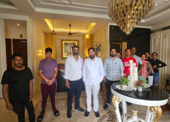 Big breaking:  राष्ट्रवादी रीजनल पार्टी ने दिलाया वेतन तो होटल कर्मियों के खिल उठे चेहरे