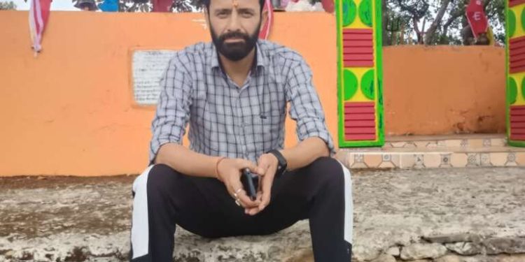 बड़ी खबर: सचिवालय अधिकारी ललित ओली का कोई सुराग नहीं, परिवार और पुलिस कर रही तलाश”