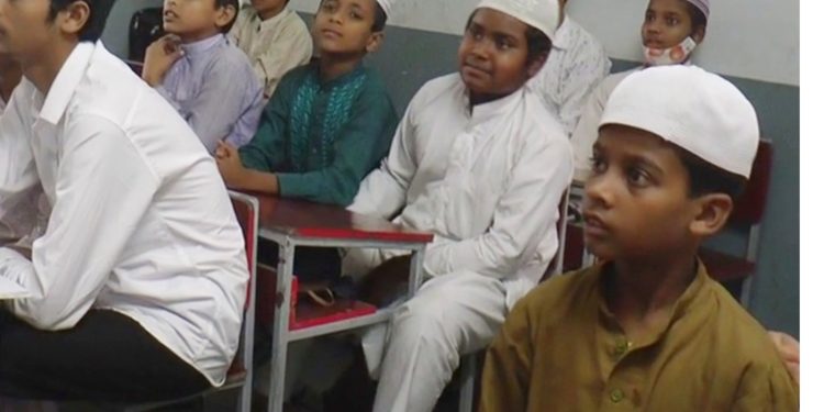 उत्तराखंड बना देश का पहला राज्य, मदरसा बोर्ड खत्म कर लागू होगा अल्पसंख्यक शिक्षा संस्थान विधेयक 2025