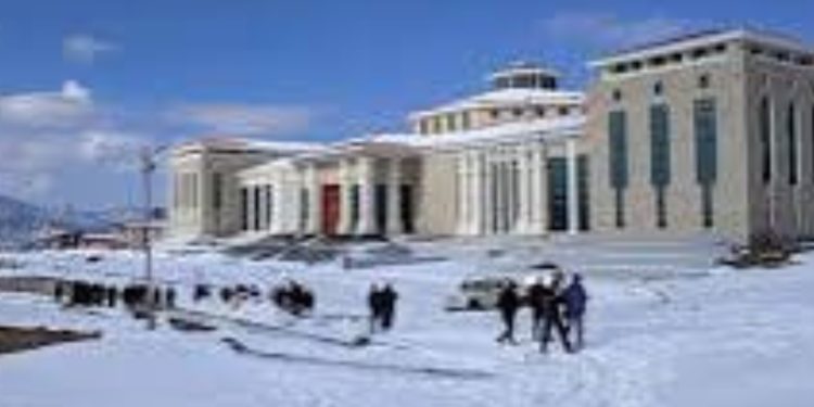 गैरसैंण विधानसभा सत्र शुरू: बजट और 9 विधेयकों पर हंगामे के आसार, विपक्ष सड़कों से सदन तक आक्रामक