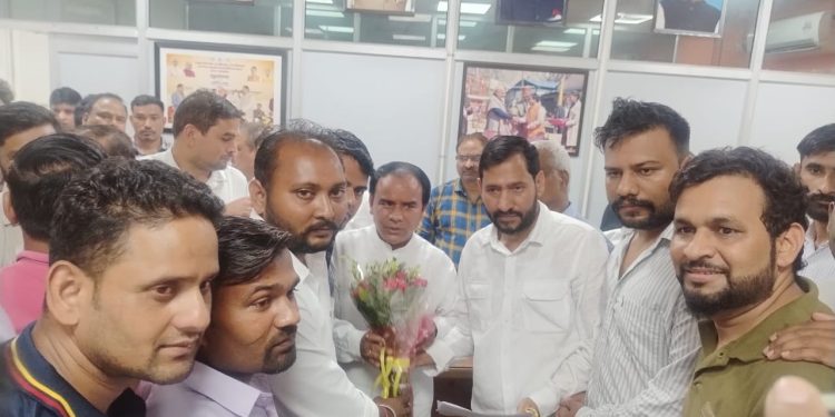 बड़ी खबर: शिक्षा मंत्री से मुलाकात में रीजनल पार्टी ने उठाई बेरोजगार शिक्षकों की आवाज, कोर्ट मामलों पर की चर्चा