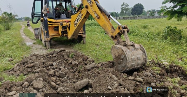 एमडीडीए का बुलडोजर चला — सहसपुर और विकासनगर में अवैध प्लॉटिंग ध्वस्त, डोईवाला में भवन सील