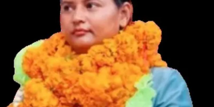 आरती किरौला बोलीं – FIR दर्ज होने तक नहीं करूंगी शपथ ग्रहण, BJP समर्थकों पर पथराव का आरोप