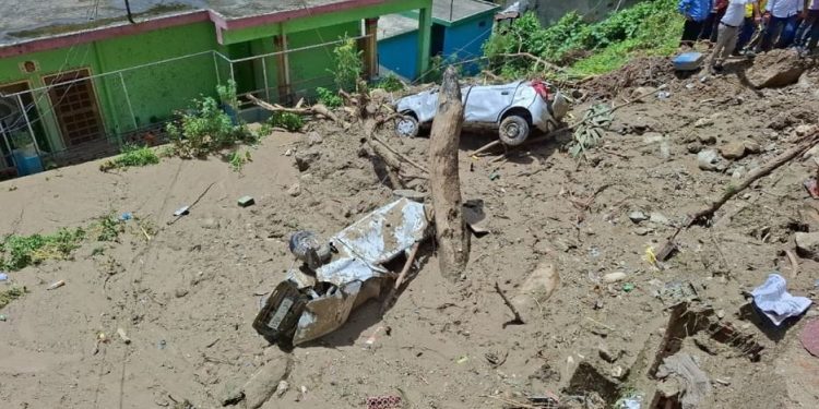 चमोली त्रासदी: लापता बुजुर्ग की तीसरे दिन भी नहीं मिली खबर, राहत कार्य जारी