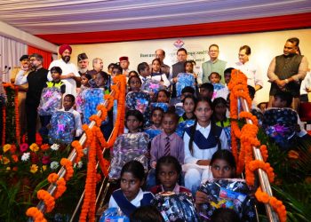 राज्य का पहला आधुनिक इंटेंसिव केयर सेंटर; भिक्षा से शिक्षा की ओर, जिला प्रशासन की सराहनीय पहल