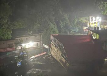 देहरादून-मसूरी में मूसलाधार बारिश का कहर, सहस्त्रधारा में फटा बादल, जनजीवन अस्त-व्यस्त