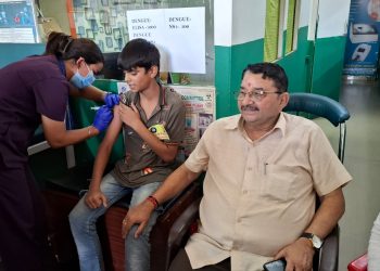 श्री महंत इन्दिरेश अस्पताल ने अधोईवाला क्षेत्र में लगाया निःशुल्क स्वास्थ्य शिविर