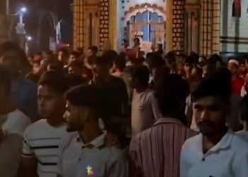 अवैध ‘आई लव मोहम्मद’ जुलूस में पथराव, पुलिस ने किया काबू