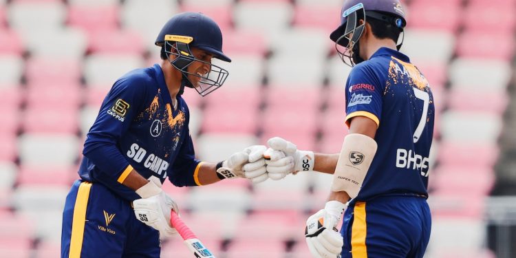 190 रन के लक्ष्य के सामने बिखरी देहरादून वाॅरियर्स की बल्लेबाजी