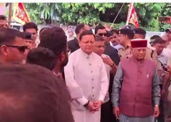 बिग ब्रेकिंग: अचानक बेरोजगारों के धरने पर पहुंचे सीएम धामी,कही ये बात