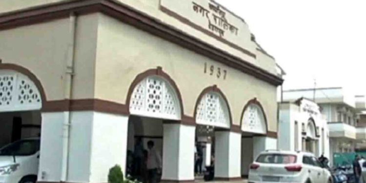 दून नगर निगम का बड़ा घोटाला: 31 वार्डों में 99 फर्जी सफाईकर्मी, करोड़ों का वेतन हड़प