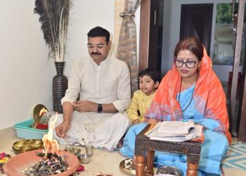 बेटियों को केवल नवरात्रि पर पूजने की परंपरा तक सीमित न रखकर, उन्हें शिक्षा, सुरक्षा और समान अवसर देने की दिशा में उठाए जाएं ठोस कदम