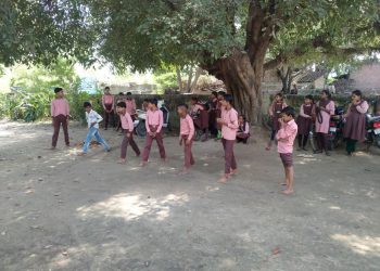 पीलीभीत: विद्यालय स्तर पर संपन्न हुई प्रतियोगिताएं