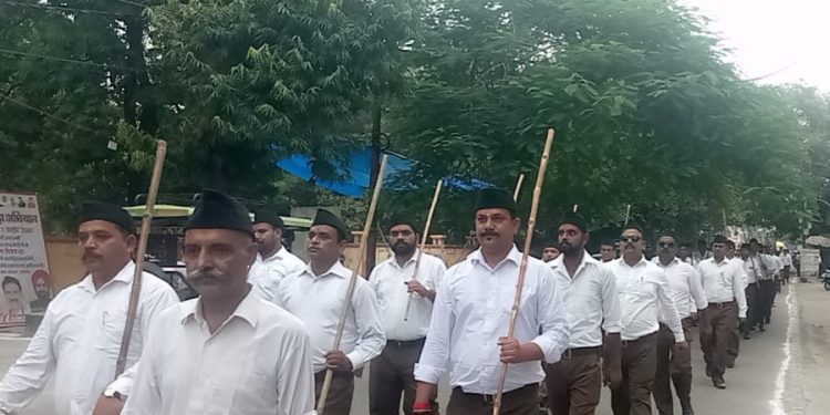 संघ के 100 वर्ष पूर्ण होने पर राष्ट्र को समर्पित किया माननीय प्रधानमंत्री ने डाक टिकट एवं 100 का सिक्का