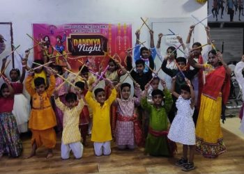 डांडिया नाइट में ऊर्जा अनुशासन और सामूहिक आनंद का देखने को मिला अद्भुत संगम-जावेद