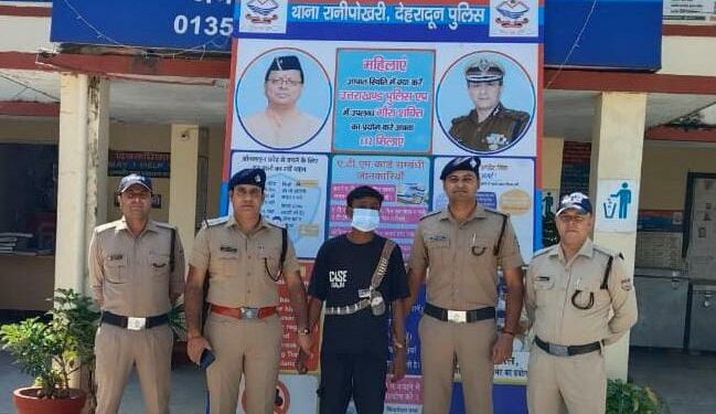 नशे की रात में दोस्त बना दुश्मन: मज़ाक उड़ाने का बदला बन गया मौत का खेल