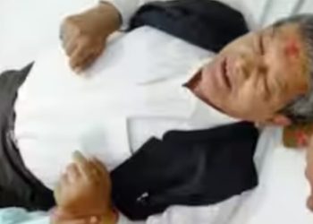 पूर्व सीएम हरीश रावत की कार हादसे का शिकार, डिवाइडर से टकराई — सभी सुरक्षित