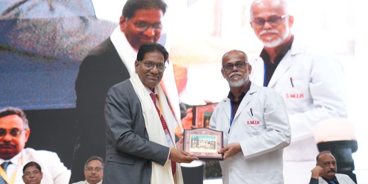 श्री महंत इन्दिरेश अस्पताल मंे कोलोप्रोक्टोलाॅजी स्टडीज पर दो दिवसीय कार्यक्रम में जुटे विशेषज्ञ