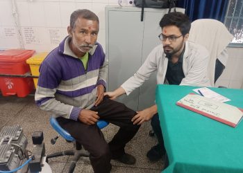 श्री महंत इन्दिरेश अस्पताल ने सामुदायिक स्वास्थ्य केन्द्र सहिया में लगाया निःशुल्क स्वास्थ्य शिविर