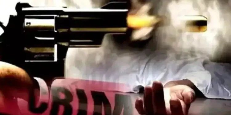 रिटायर्ड एयरफोर्स  कर्मचारी की गोली मार कर हत्या, क्षेत्र में फैली सनसनी