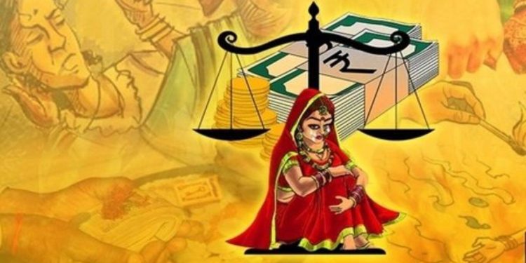 महिला डॉक्टर का सर्जन पति ने बच्चे के सामने दबाया गला, दहेज उत्पीड़न का है आरोप