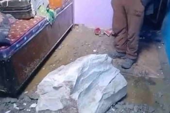 दुर्घटना: जोशीमठ के पुलना गांव में देर रात बोल्डर गिरे, मचा हड़कंप
