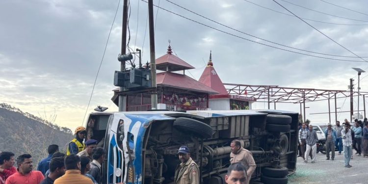 हल्द्वानी नैनीताल बस हादसा