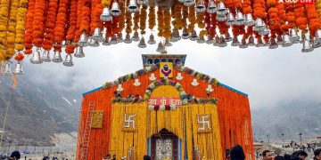 आज खुलेंगे बाबा केदार के कपाट, हर हर महादेव के नारों से गूंजा केदारनाथ धाम, श्रद्धालुओं में भारी उत्साह