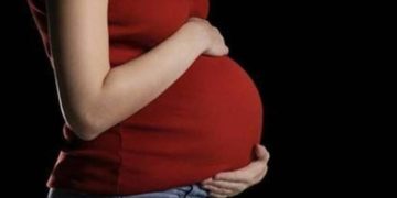 लिंग परीक्षण करने किया इनकार तो पति ने गर्भवती पत्नी के पेट पर मार दी लात, गर्भस्थ में शिशु की मौत