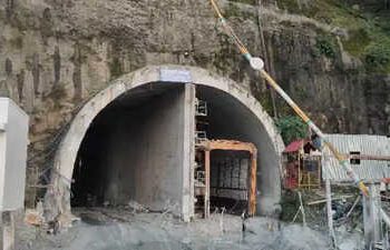 सिल्क्यारा टनल में फिर हादसा, एक मजदूर की दर्दनाक मौत