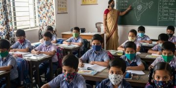 उत्तराखंड में यहां टीचर ने काटे छात्रों के बाल और ब्लेड से फाड़े कपड़े
