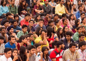 उत्तराखंड के युवाओं के लिए बड़ी खुशखबरी! पढ़ाई बीच में छोड़ने वालों को भी मिलेगी नौकरी