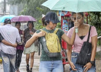 मौसम बदलने वाला है,  इन जिलों में हो सकती है बारिश, मौसम विभाग ने जारी किया अलर्ट