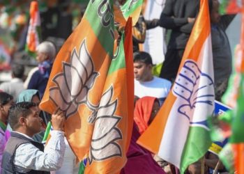 चुनाव से पहले भाजपा को बड़ा झटका,दो नेताओं ने दिया इस्तीफा
