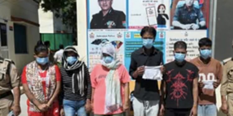 देहरादून में किराये के मकान में चल रहे देह व्यापार का खुलासा, 3 महिलाएं और 3 पुरुष गिरफ्तार; नाबालिग रेस्क्यू