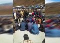 केदारनाथ मंदिर मार्ग से अस्थायी दुकानें हटाने पर दुकानदारों का विरोध, हेलीपैड पर दिया धरना