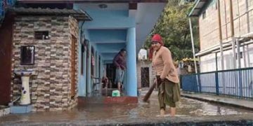 उत्तराखंड में बारिश का कहर! ज्योतिर्मठ में घरों में घुसा पानी, श्रीनगर में सीवर का गंदा पानी अलकनंदा में मिला