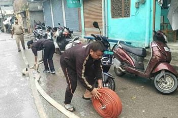 ऋषिकेश में मातम के बीच एक और मुसीबत! मृतक के अंतिम संस्कार की तैयारी कर रहा था परिवार, तभी घर में लगी भीषण आग, सामान जलकर राख