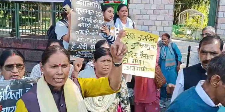 अंकिता भंडारी को न्याय दिलाने की मांग तेज, देहरादून में कांग्रेस की बाइक रैली से लगा जाम!