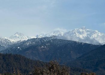 उत्तराखंड में फिर बदलेगा मौसम! 5 जिलों में बारिश का अलर्ट, 3800 मीटर से ऊंचाई वाले इलाकों में बर्फबारी के आसार