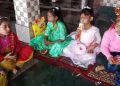 अष्टमी-नवमी पर मां दुर्गा की विशेष पूजा, कन्याओं को भोजन कर लिया आशीर्वाद; मंदिरों में उमड़ी श्रद्धालुओं की आस्था