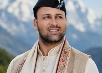 उत्तराखंड: सात समुंदर पार गूंजेगी उत्तराखंड की लोकसंस्कृति, लंदन में छाएंगे युवा गायक विवेक नौटियाल।