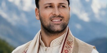 उत्तराखंड: सात समुंदर पार गूंजेगी उत्तराखंड की लोकसंस्कृति, लंदन में छाएंगे युवा गायक विवेक नौटियाल।